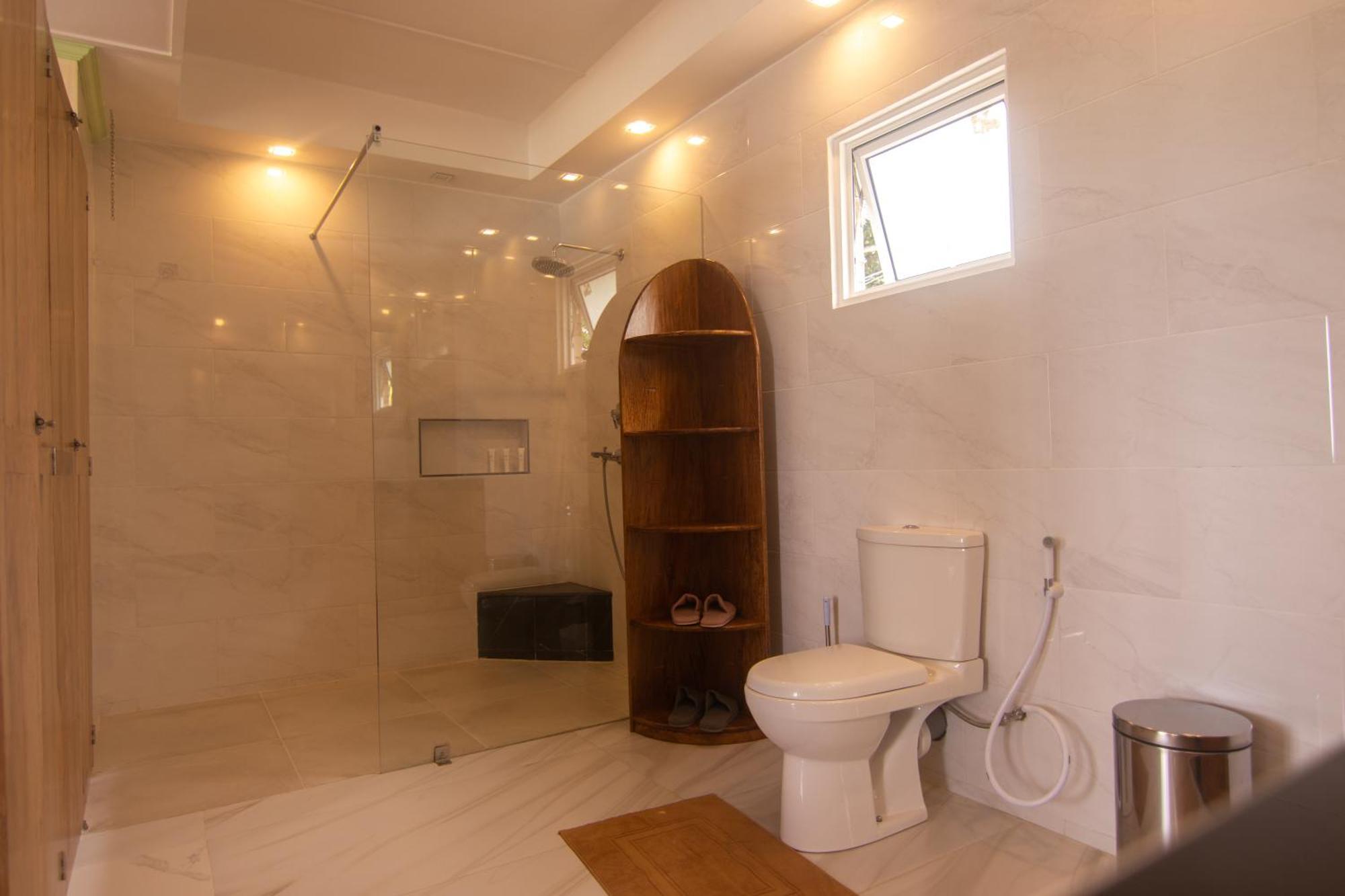Azamat Self-Catering Apartment Pointe La Rue Bagian luar foto